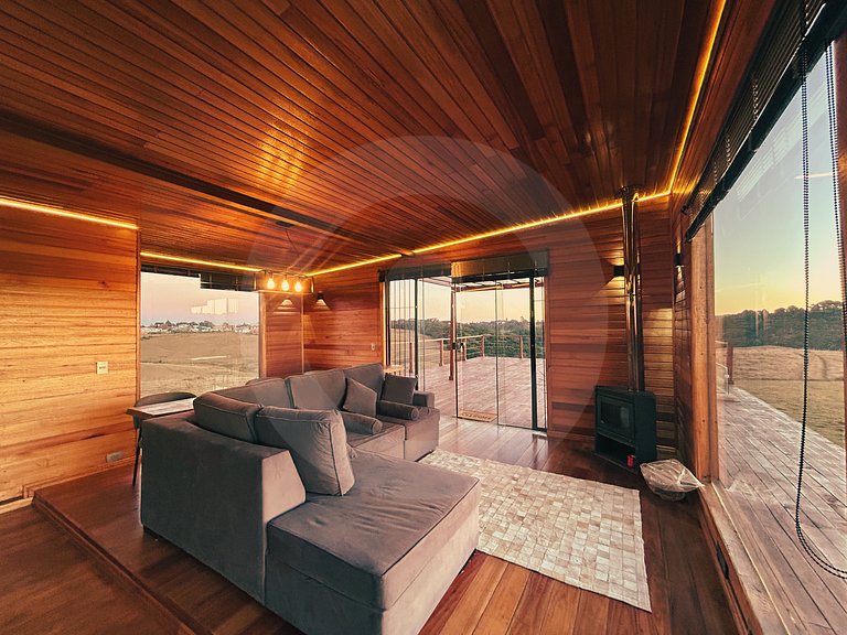 Panoramic Cabin in the Highlands